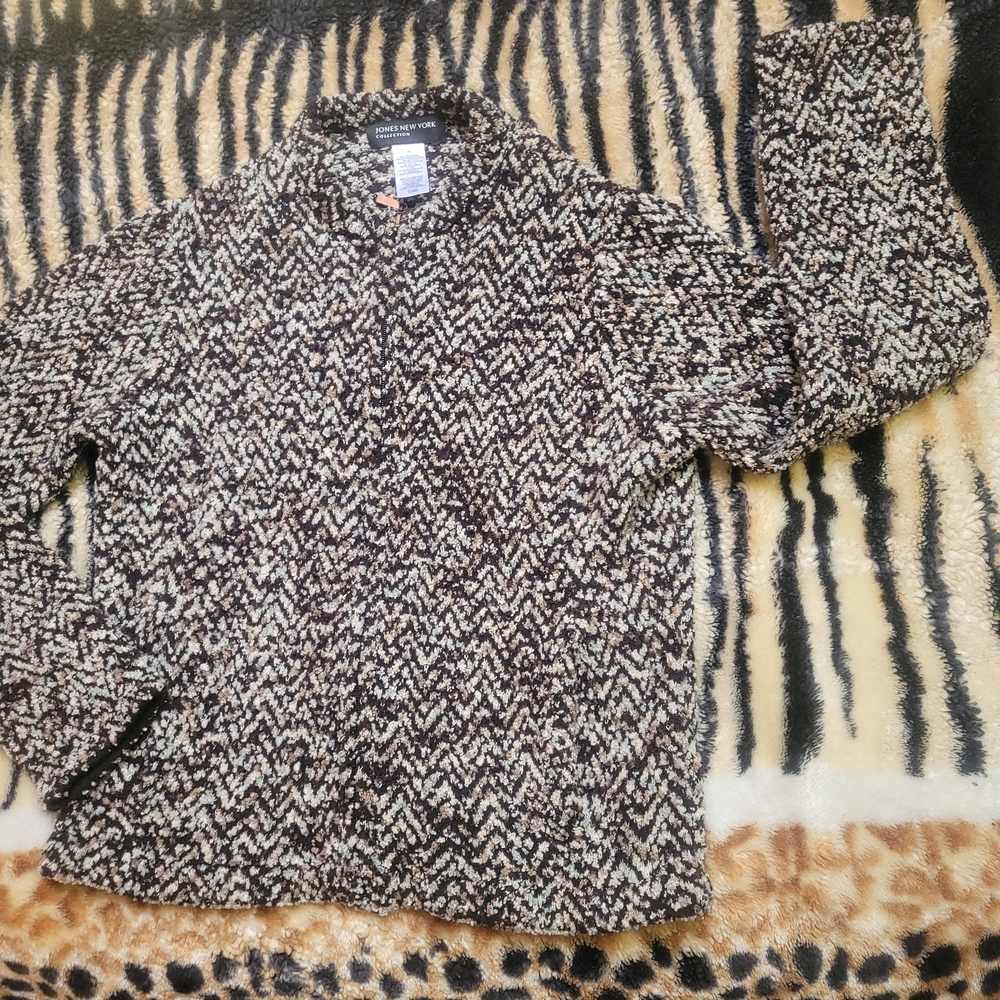 Jones New York Black and Cream Sweater